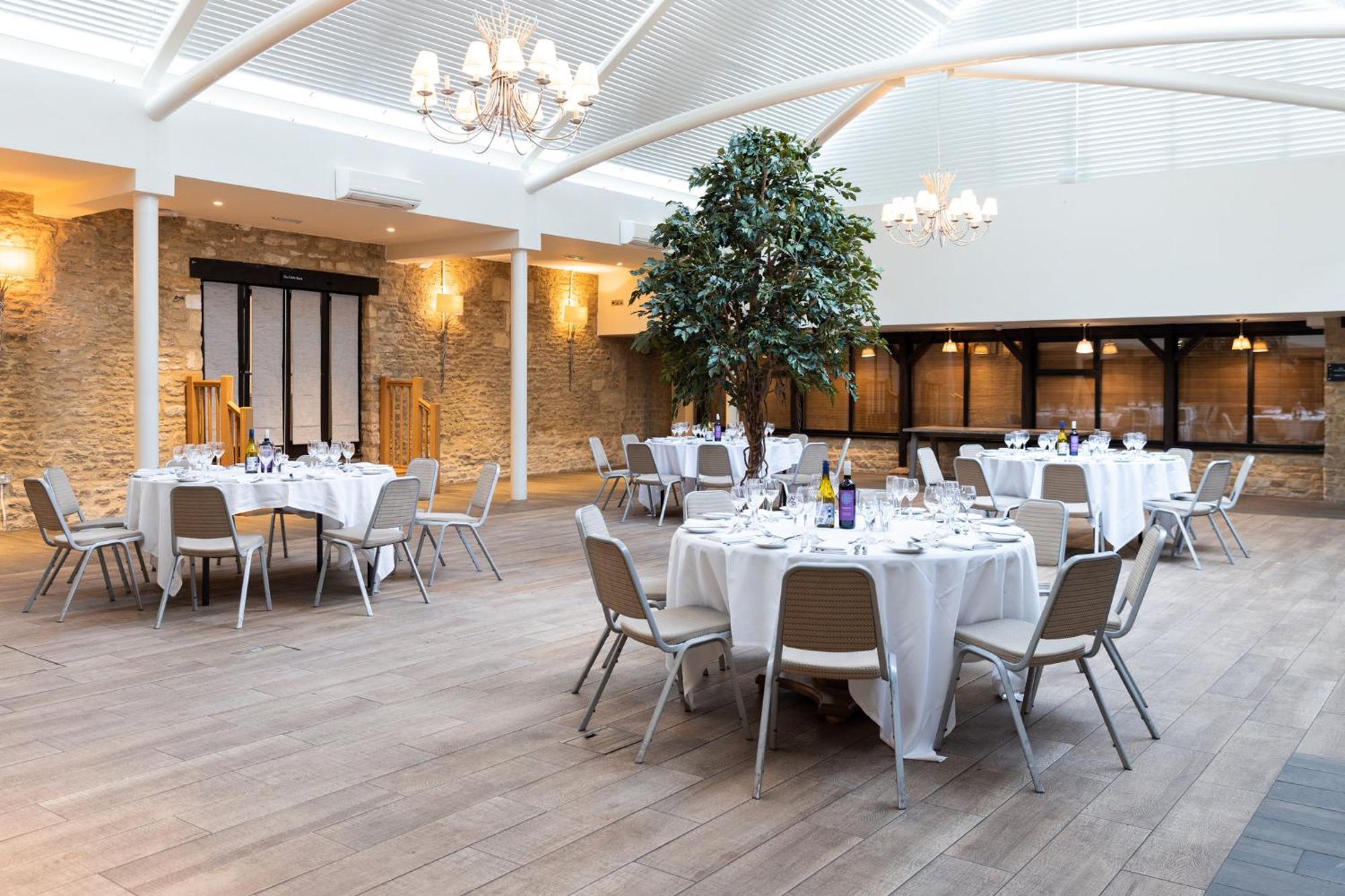 Hotel Voco Oxford Thames By Ihg Kennington  Exteriér fotografie